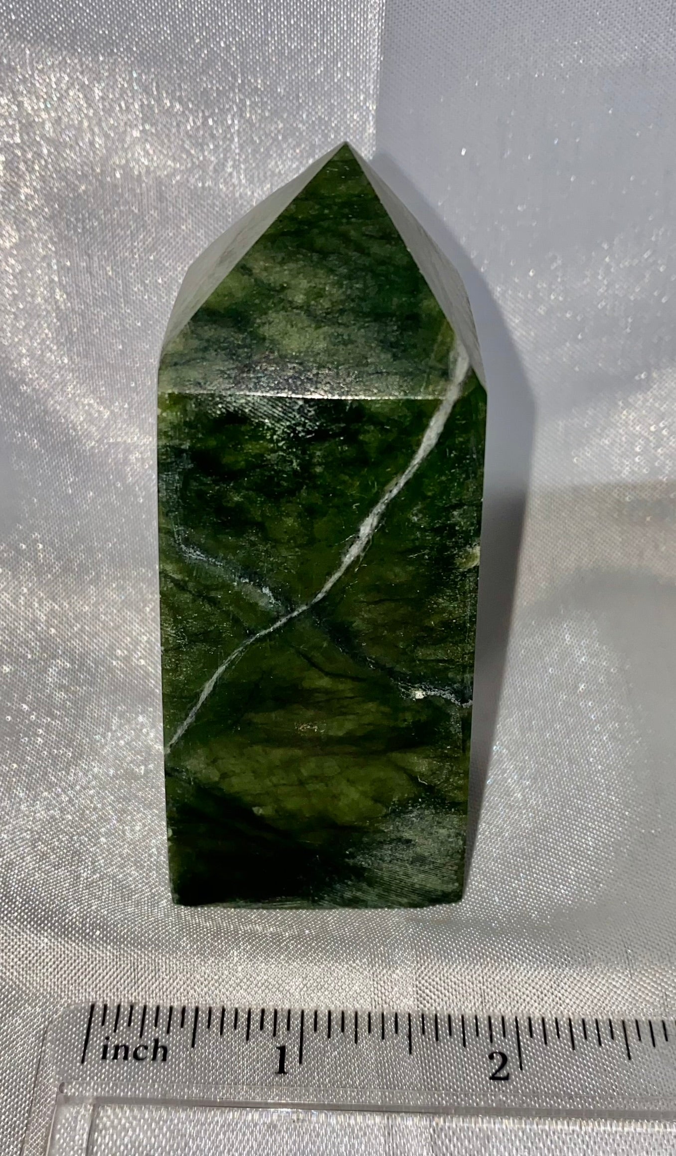 Green Jade Point 1-7m - polished green stone mini-tower sculpture