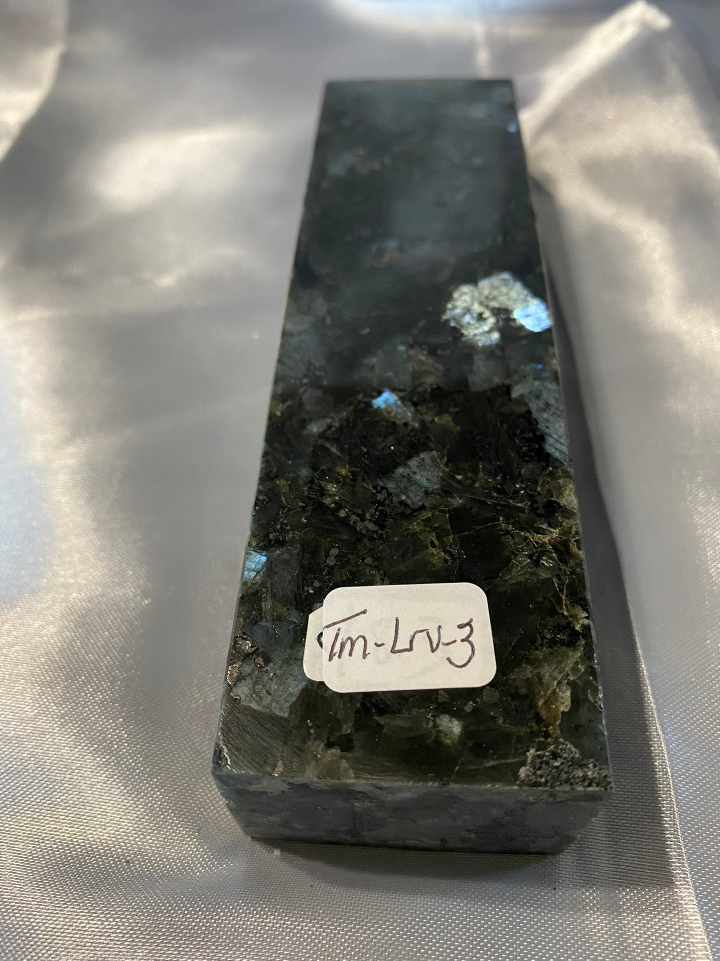 Larvikite Tower 3m - sparkling black gray polished sculpture obelisk