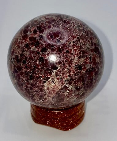 Garnet Sphere x