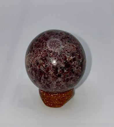 Garnet Sphere x