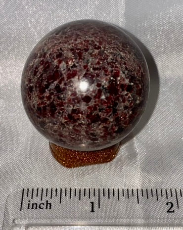 Garnet Sphere x