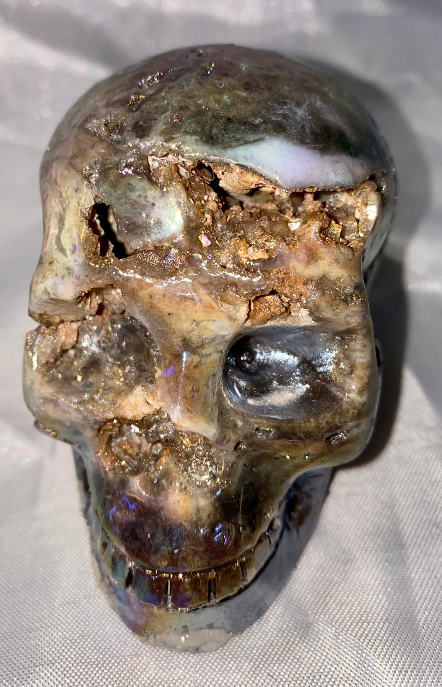 Sphalerite Stone Skull Sculpture with Aura l1-7, with amazing druzy drusy pockets and crystals - Halloween decor, spooky polished stone sculpture