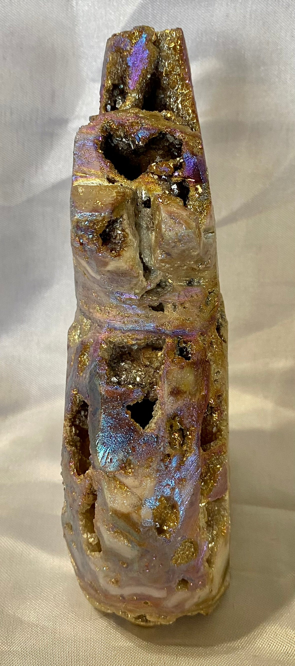 Super Druzy Sphalerite Aura Wolf hotsell Carving.