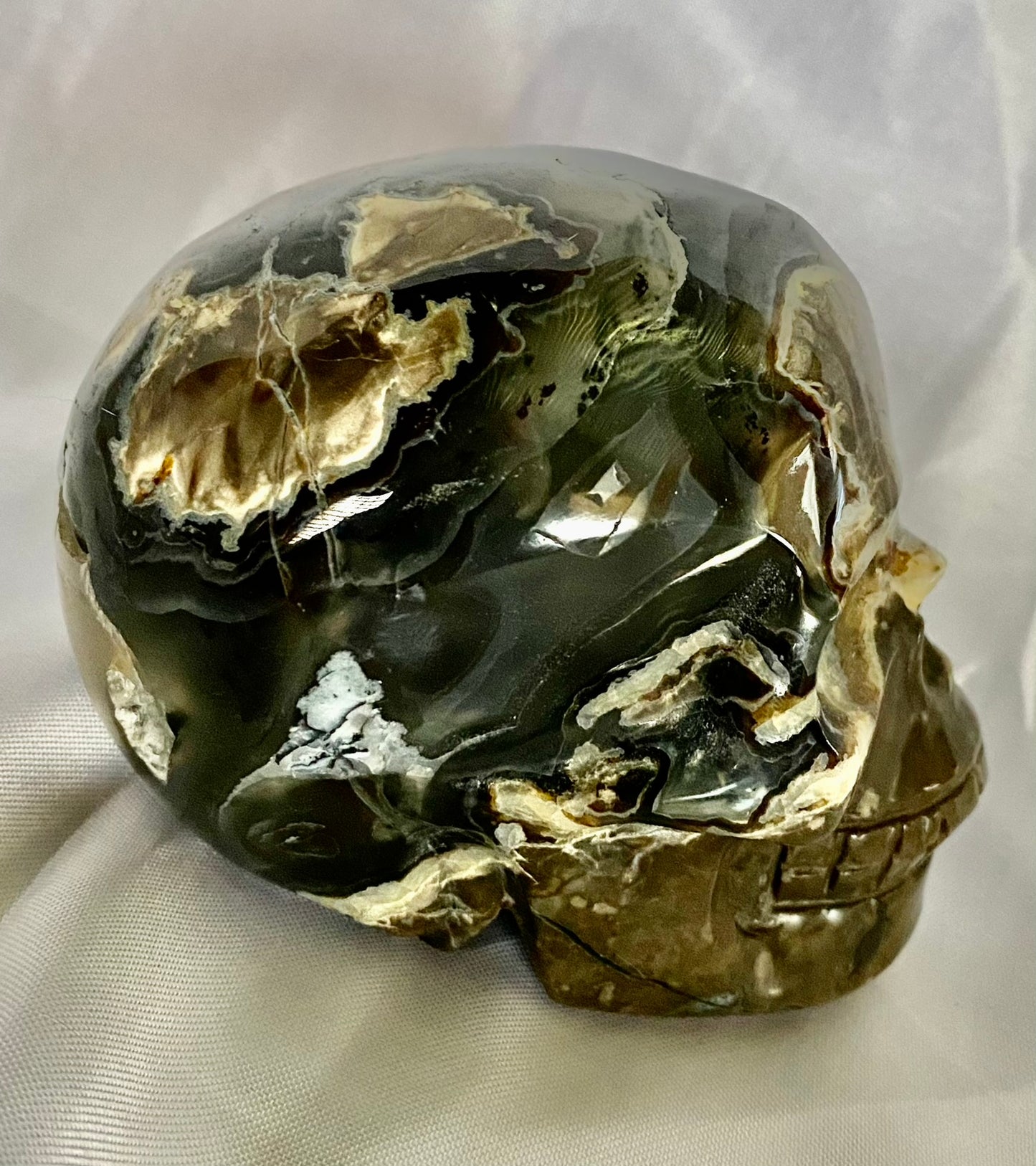 Large Volcano Agate Skull Statue (UV Reactive) 5 - Halloween decor, spooky polished stone sculpture crystalline druzy pockets, glows in blacklight