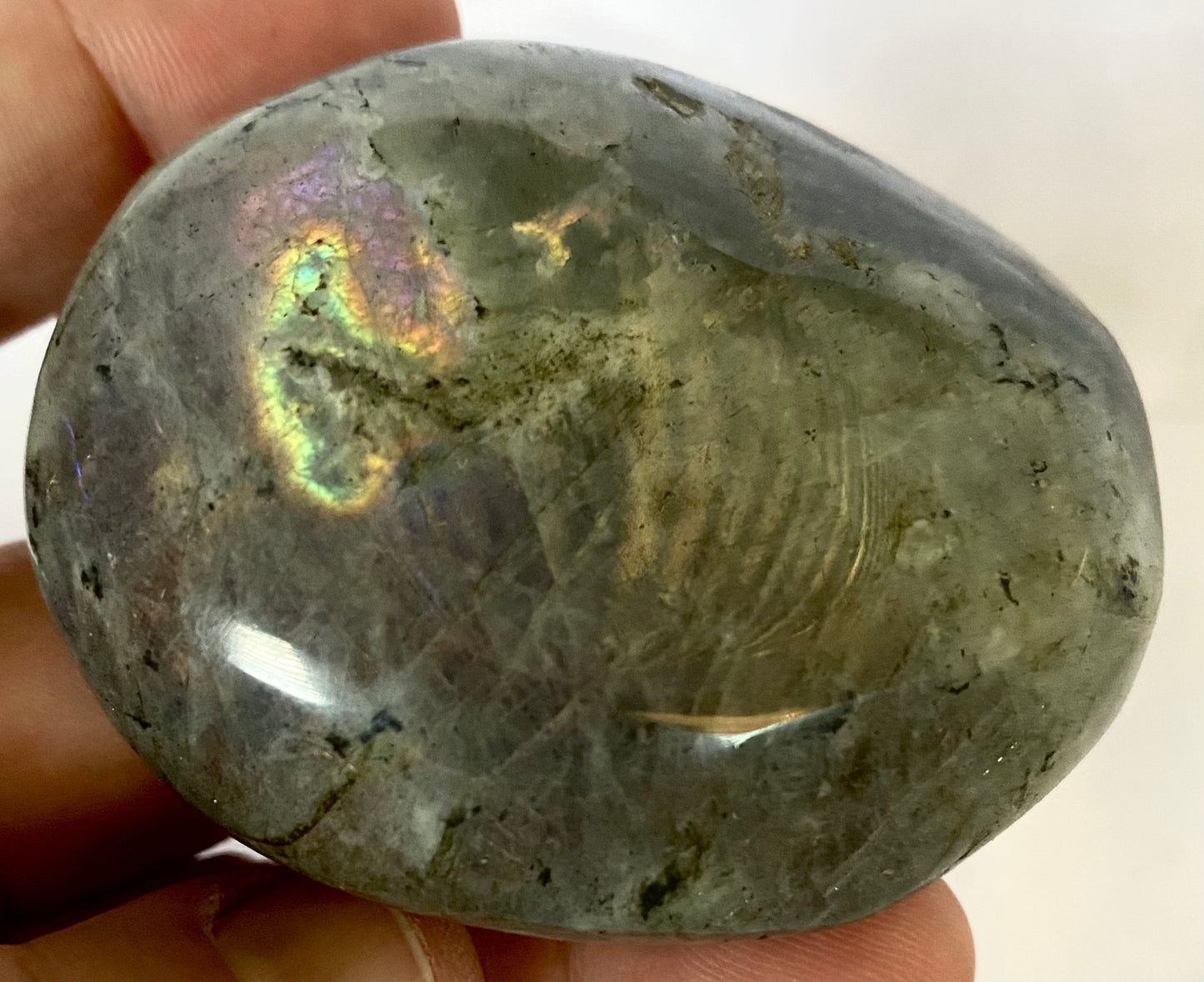 Labradorite Palm Stone 5L - polished blue pink flash stone sculpture