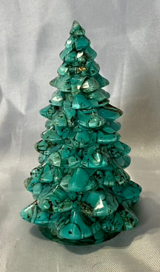 Stone-Chip-Filled Resin Christmas Tree Statue Figurine