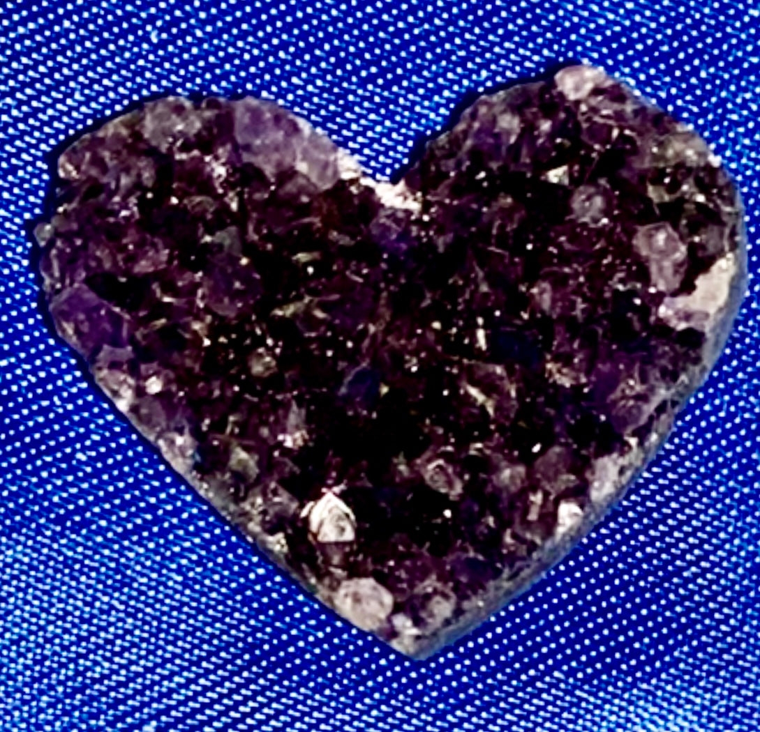 Amethyst Ametrine Heart Figurines m6-12, stone sculptures with druzy crystals