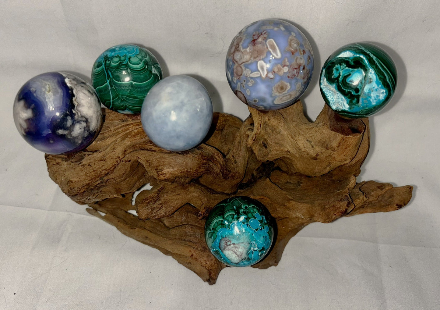 Driftwood Sphere Holder/Stand 14M (holds 4 spheres)