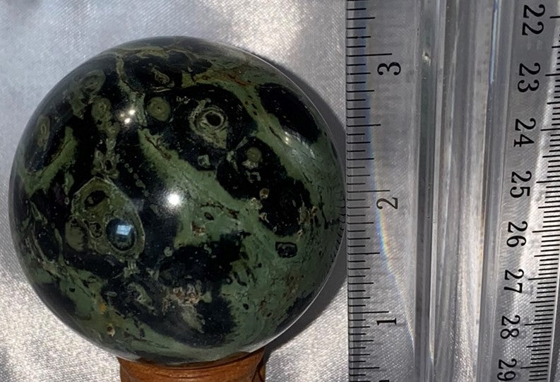 Kambaba Jasper Sphere s1 - polished stone sculpture in shades of green