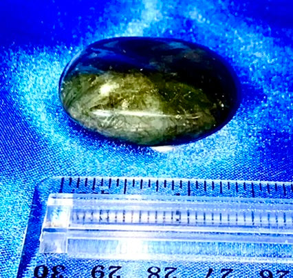 Labradorite Palm Stone 3 - polished blue gold flash stone sculpture