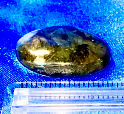 Labradorite Palm Stone 5 - polished blue gold flash stone sculpture