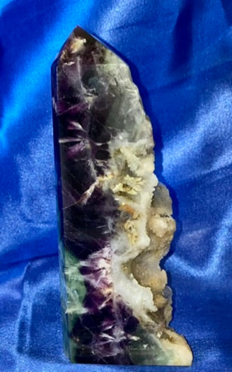 Snowflake Fluorite Tower (feathered 1)