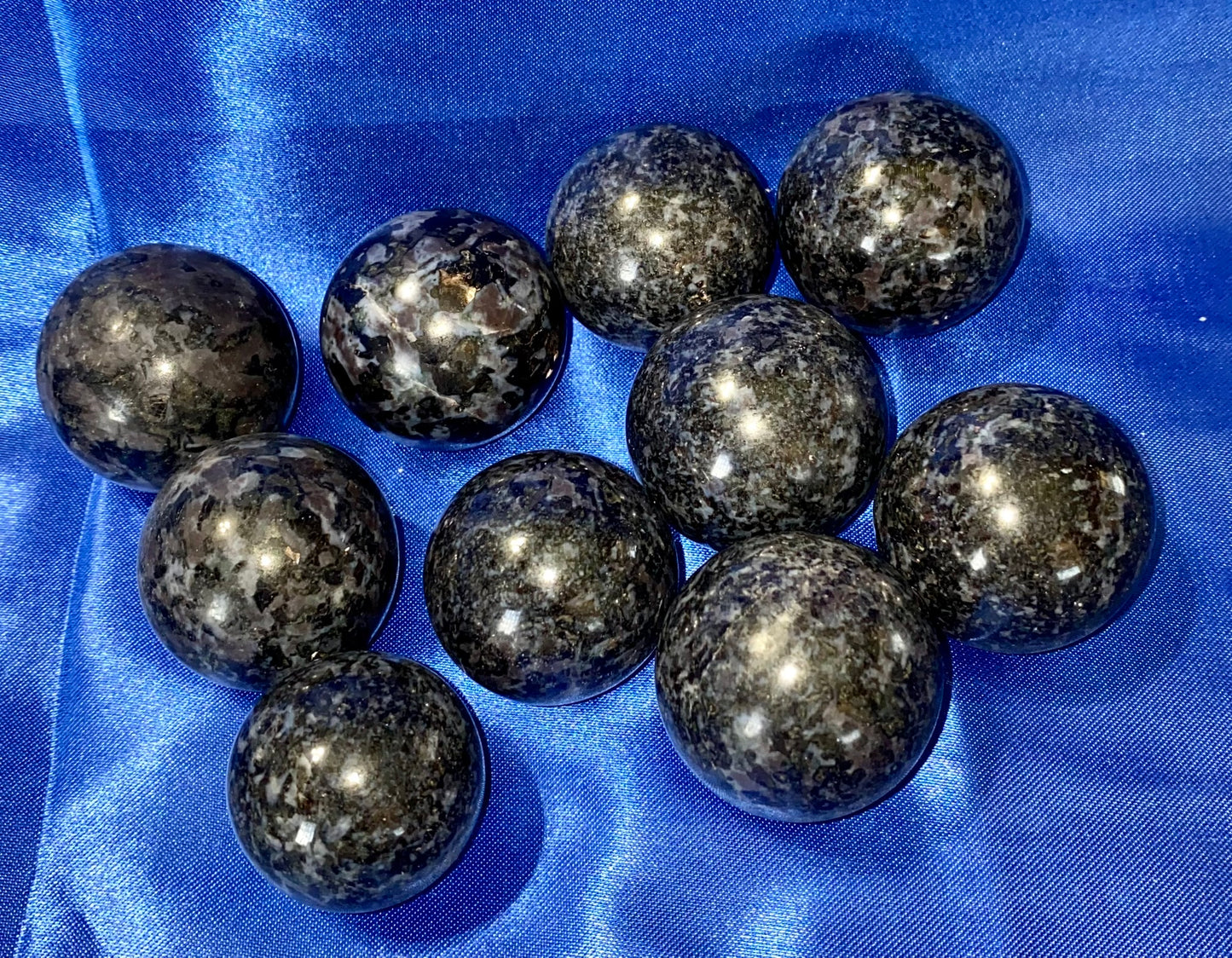 Indigo Gabbro Sphere xs1-10 - polished blue black stone sculpture