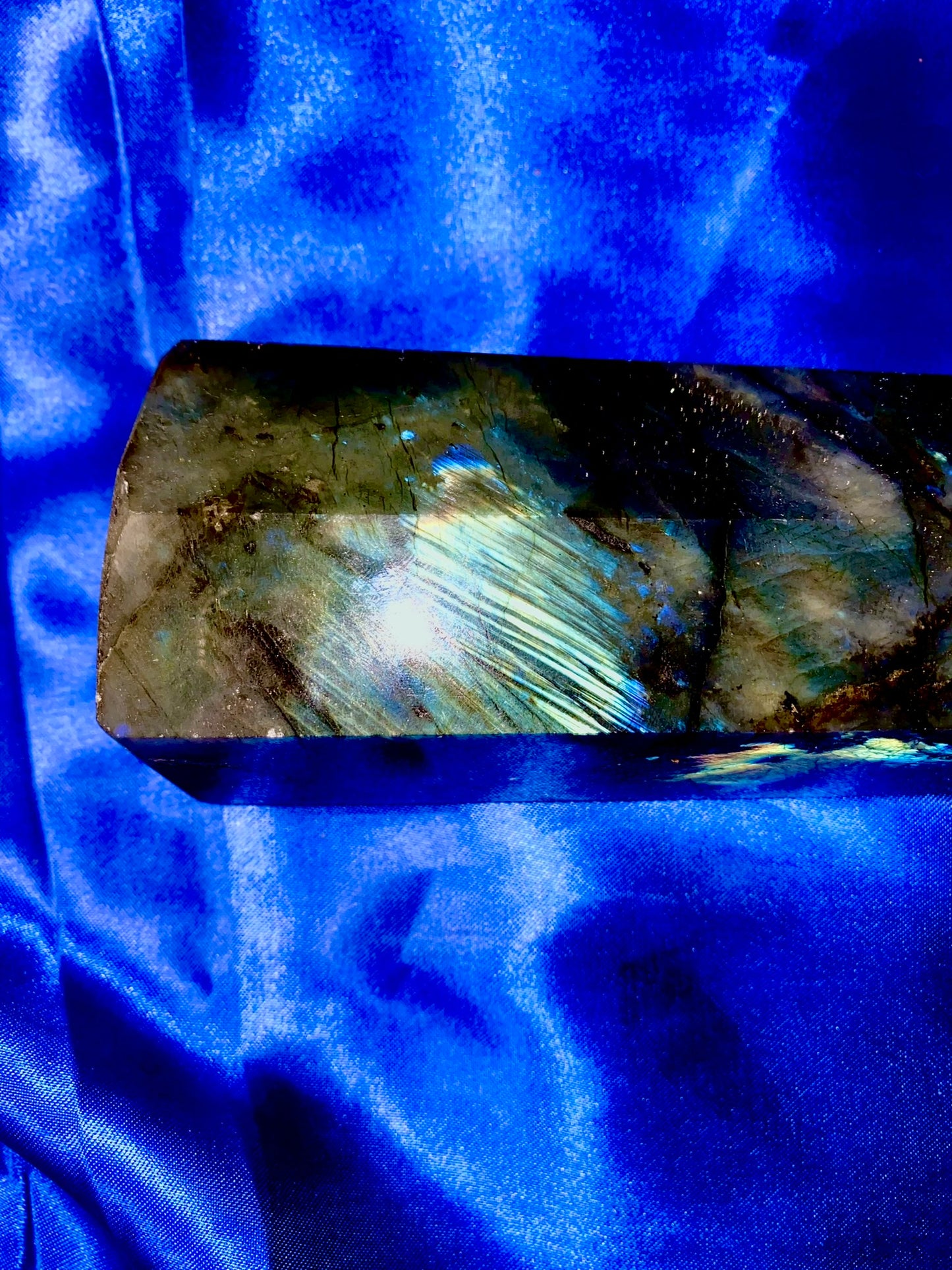 Labradorite Tower 1l - polished blue gold flash stone sculpture