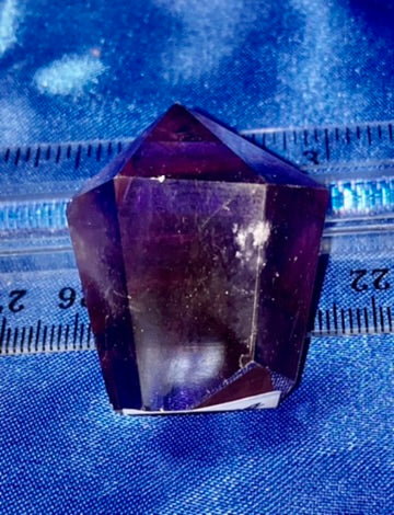 Amethyst Point l1 - polished purple stone mini-tower sculpture