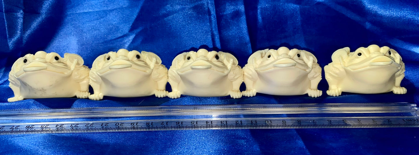 Money Frog Figurine, Tagua Fruit (AKA Palm FruitIvory)