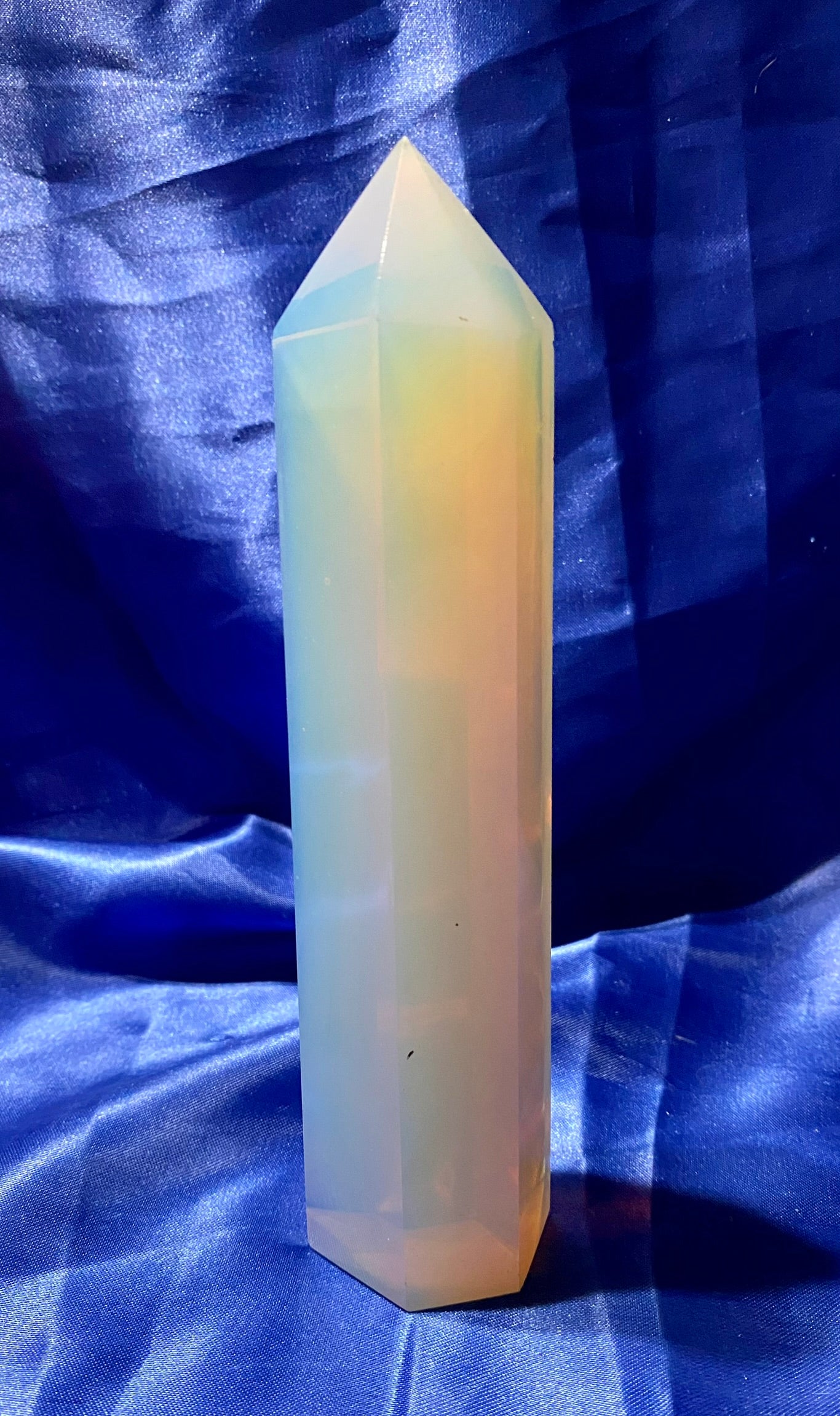 Opalite Tower m2 - polished white and multicolored stone sculpture