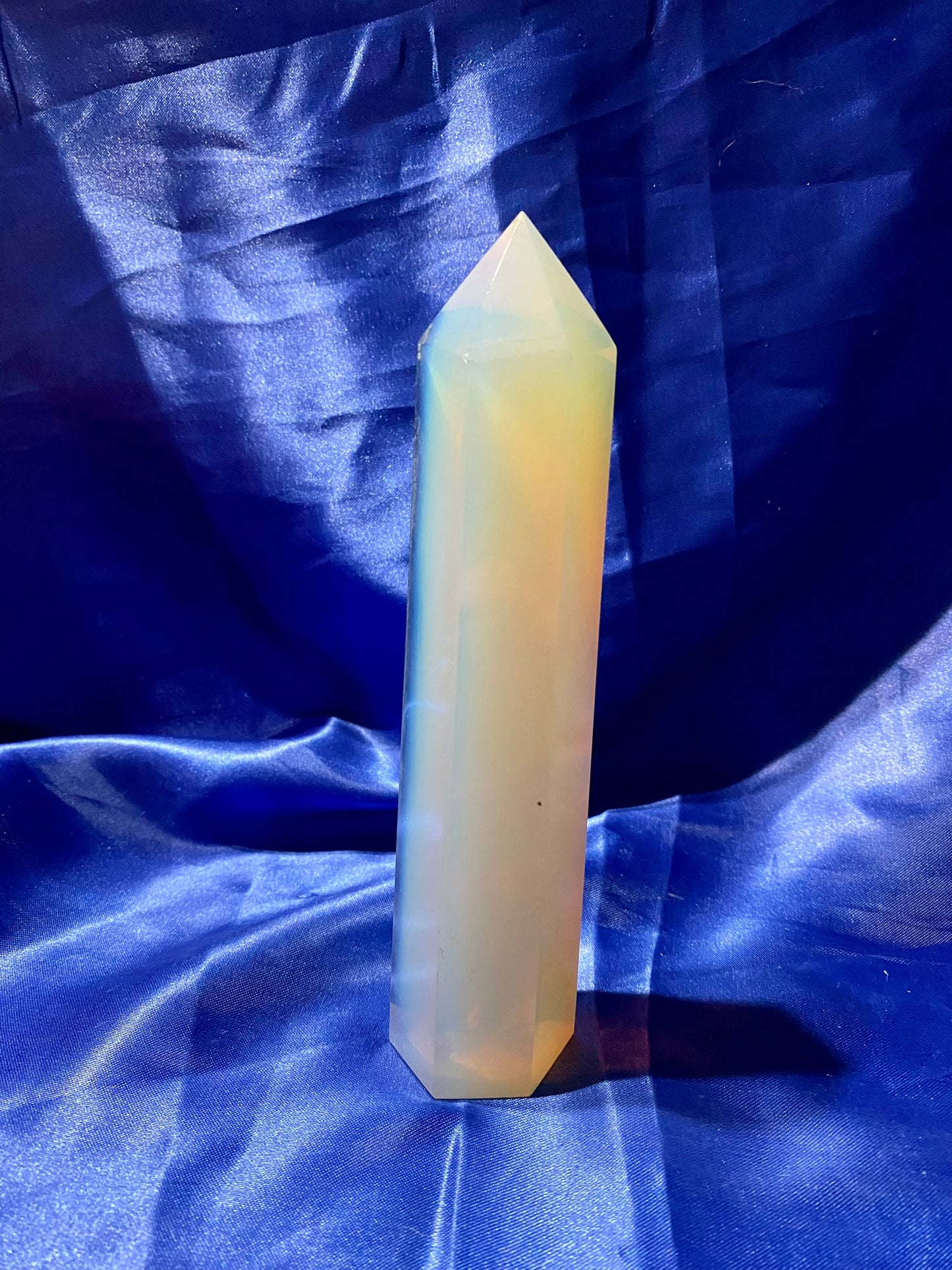 Opalite Tower m2 - polished white and multicolored stone sculpture